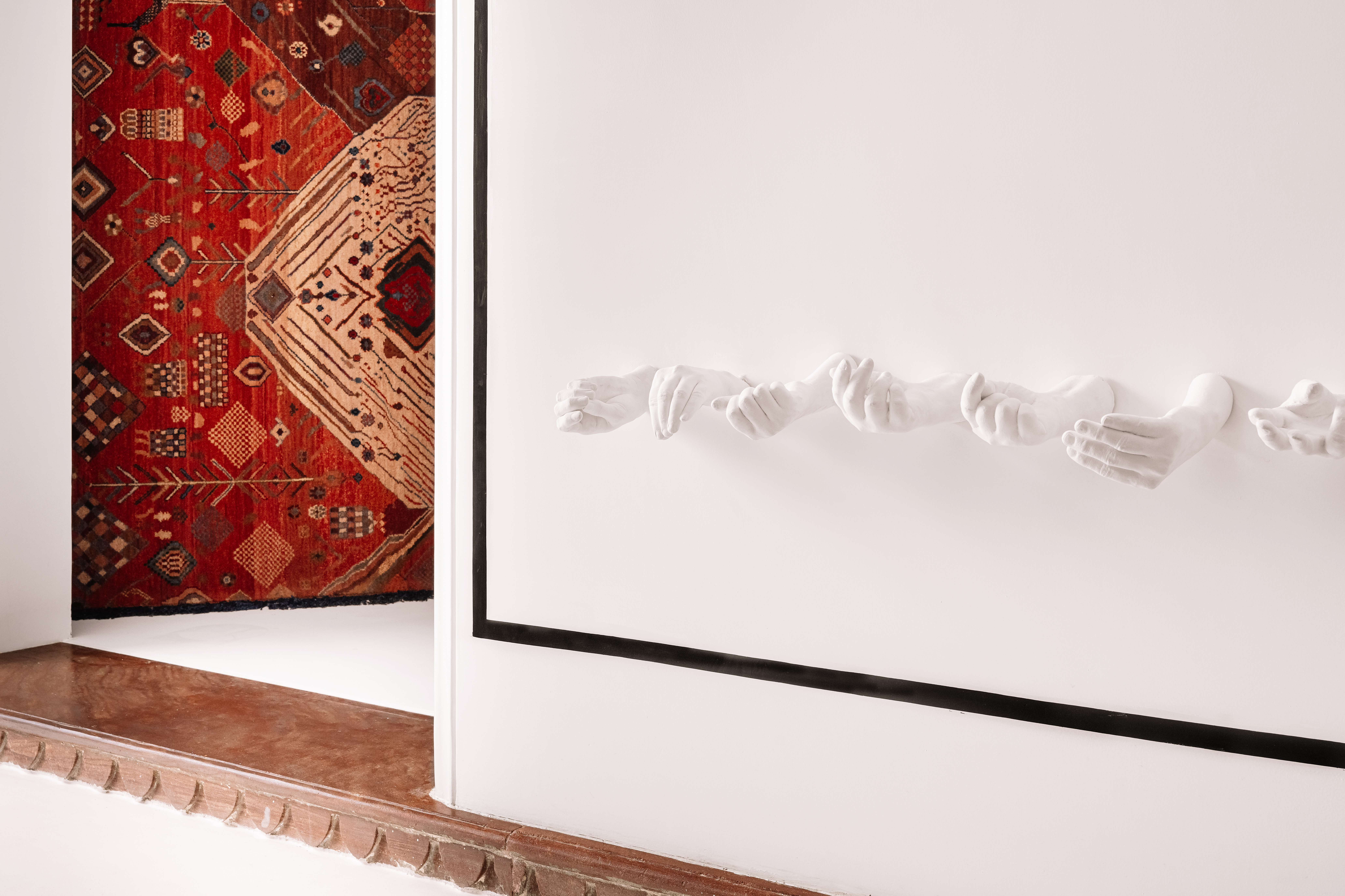 Jaipur Rugs has been a pioneering force in breaking down the complex and exploitative supply chain that was the norm by working directly with each of its artisans